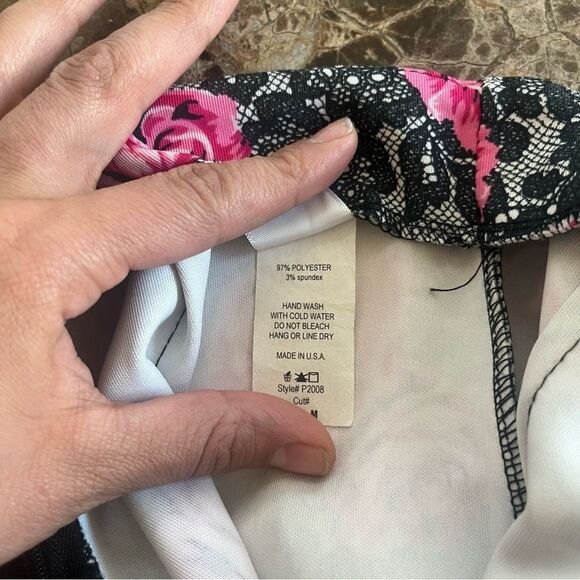 Stretch Bootie Black Lace & Pink Rose Print Shorts​​​​ - Picture 6 of 9